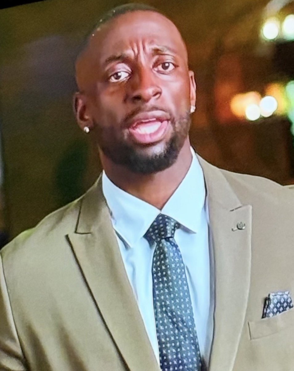 This guy is WAY too good for conceited, self-centred, whiny voiced little princess Alyssa.  
She’s after a guy with ‘assets’.