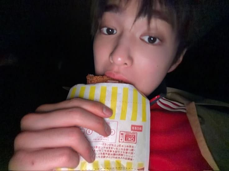 Woodsy Corner. tweet media