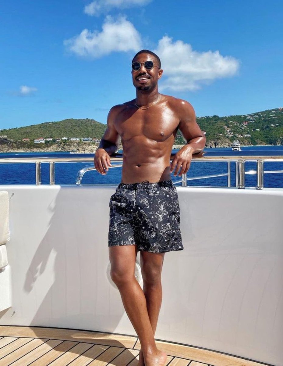 themalechest's tweet photo. michael b jordan on the beach. https://t.co/5abaUD9qS4