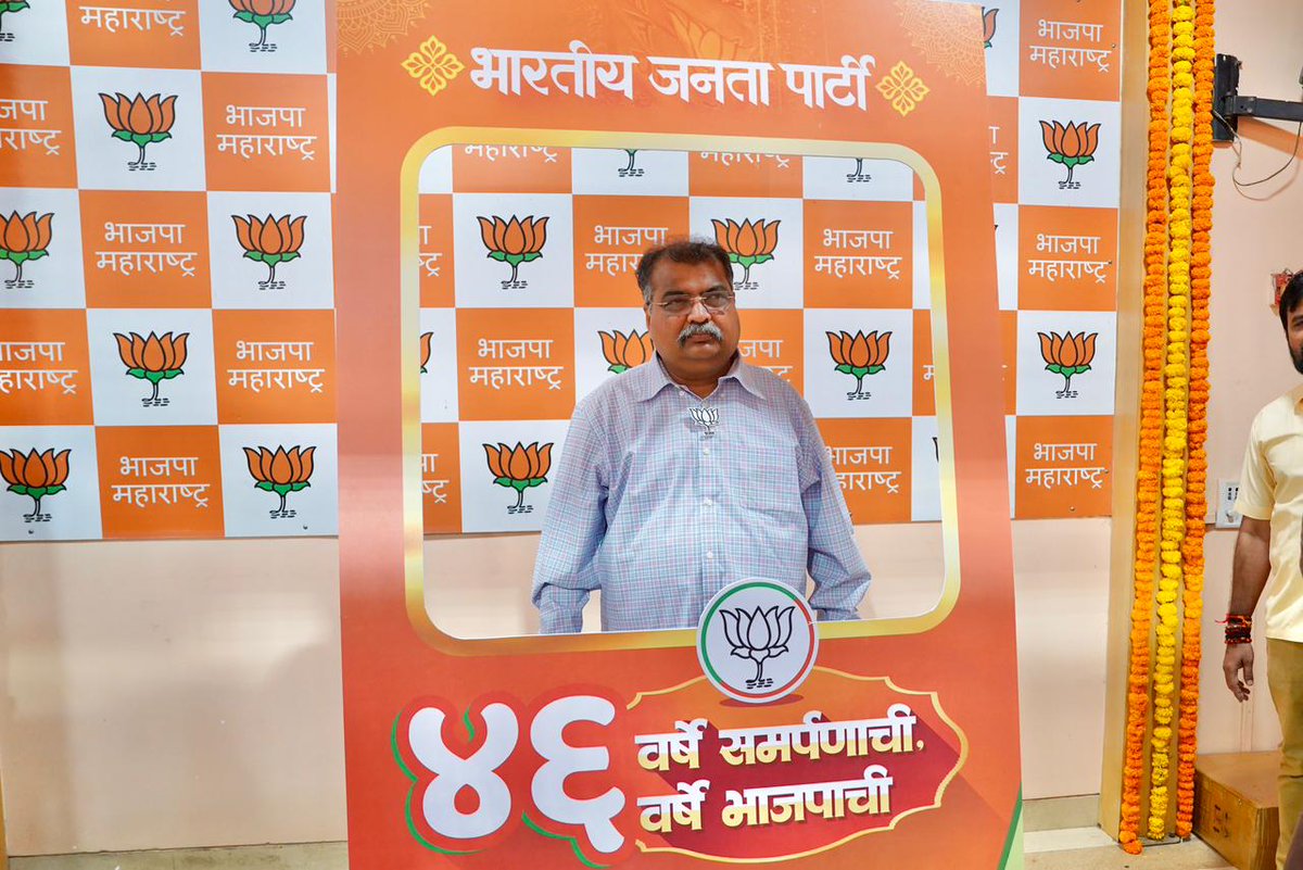 ѕαнιℓ ϲнου∂нαяγ tweet media