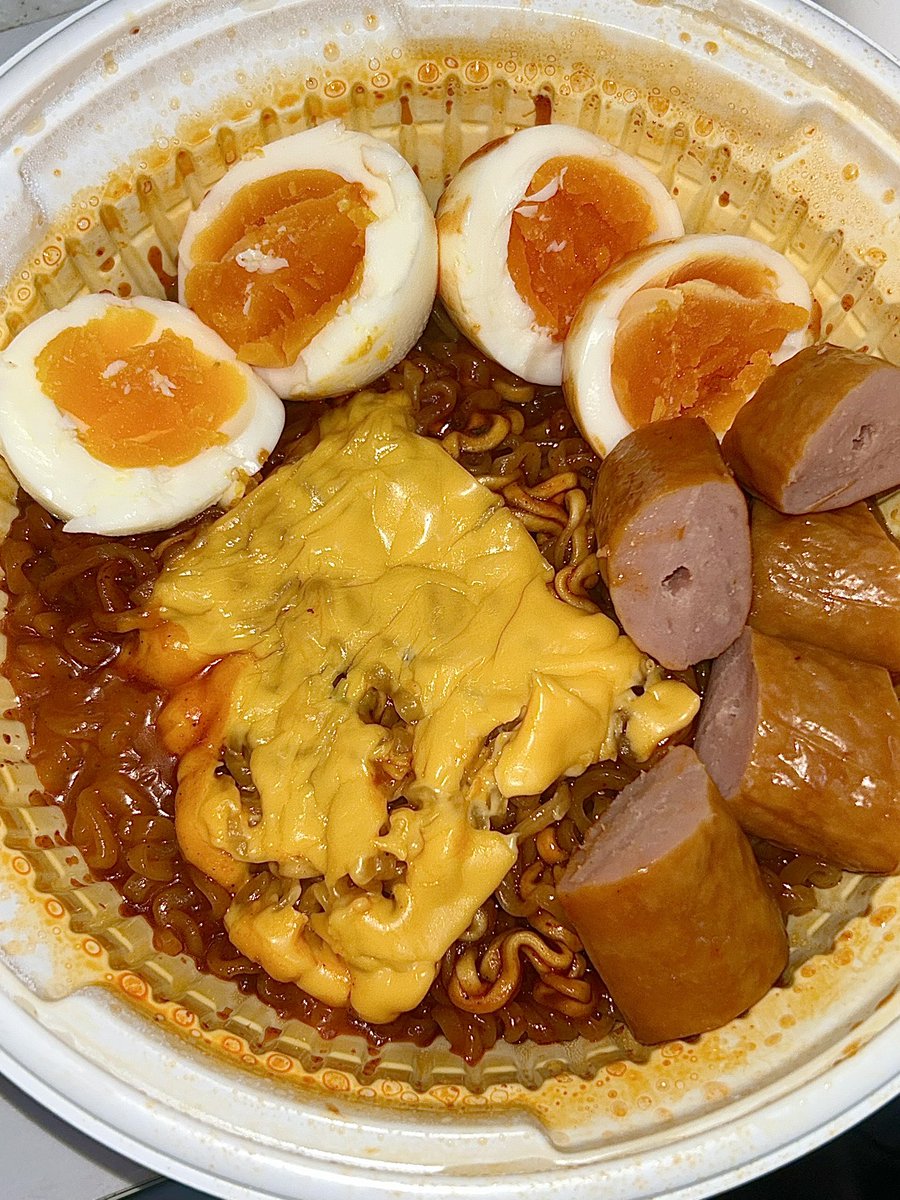 티밥이.. tweet media