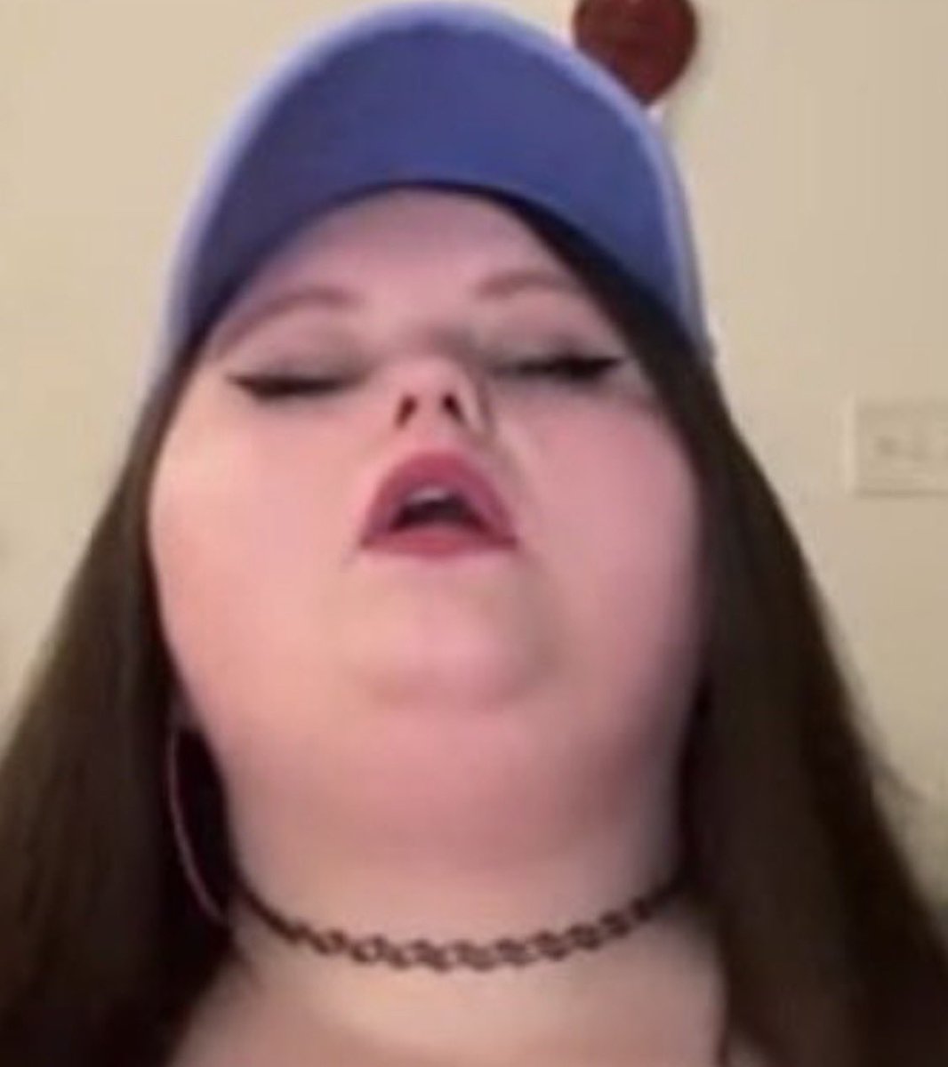 karliibabyy 👽 tweet media