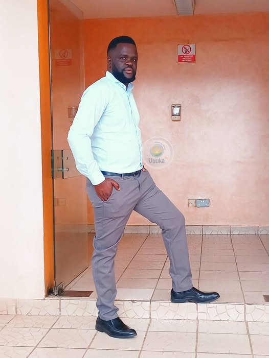 VuukaFM's tweet image. Happy Holidays guys #eastermonday #Garahakumiyinzi #UmwoyoGwuMurogori 4-8 PM MCM Edition ninzi @DennisKamariki  Lastborn