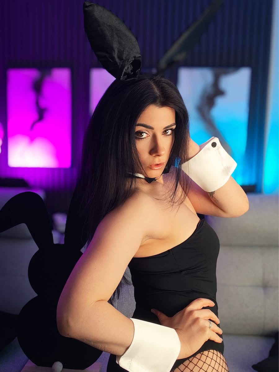 desilicious.life tweet media