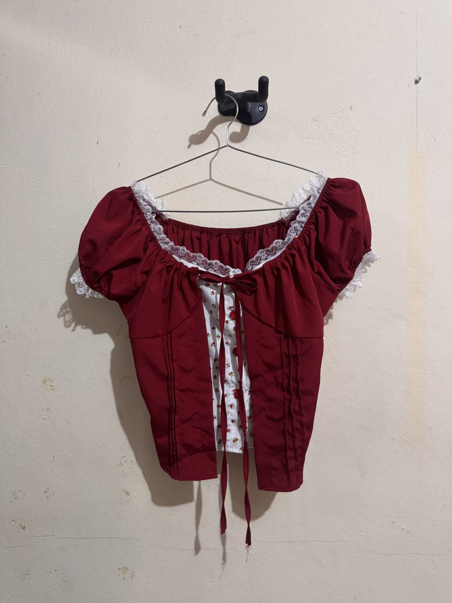 holyy_bibi's tweet photo. ส่งต่อเสื้อ อก 28-40
ราคา 120 รวมส่งแฟรชค่ะ

#ส่งต่อเสื้อผ้ามือ2 #เสื้อผ้ามือสอง #เสื้อผ้าสาวอวบมือสอง #เสื้อผ้าสาวอวบ #ส่งต่อเสื้อผ้าสาวอวบ https://t.co/IQ0yfoJLeE