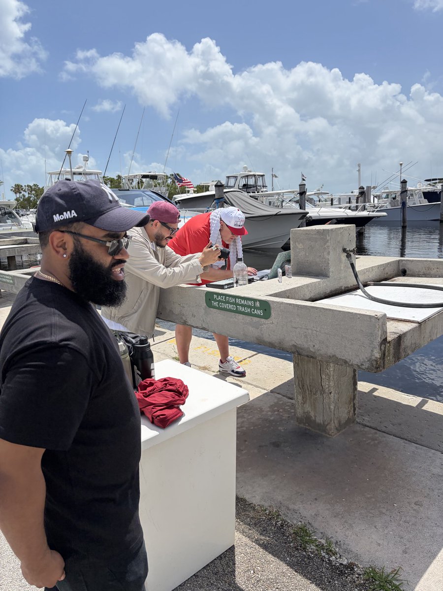 C. Medina tweet media