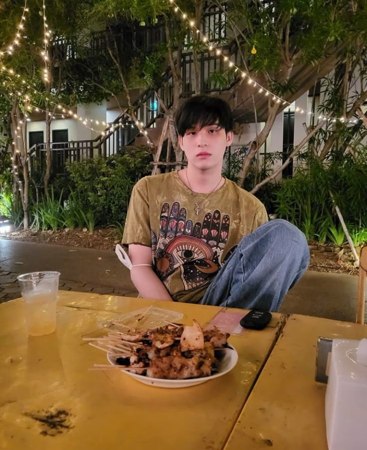 skiwongravai tweet media