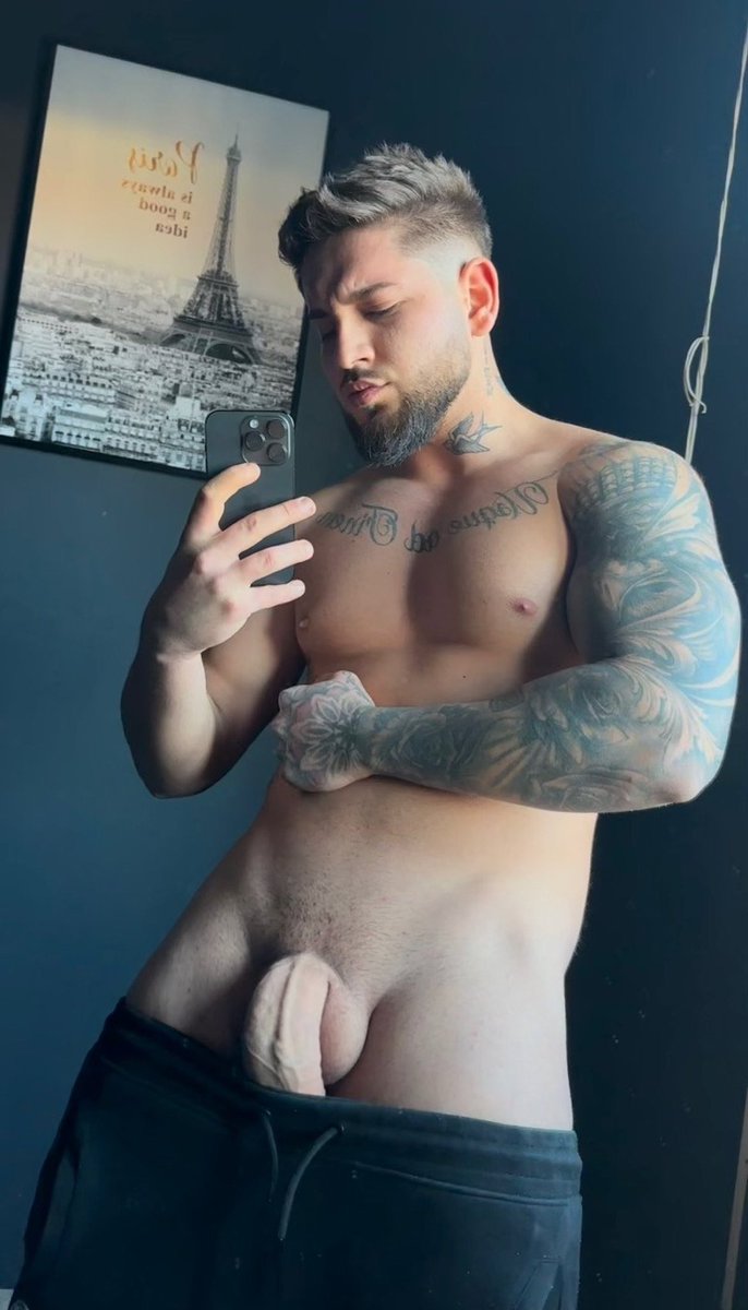 Wataa

All my content 
linktr.ee/italian_bull