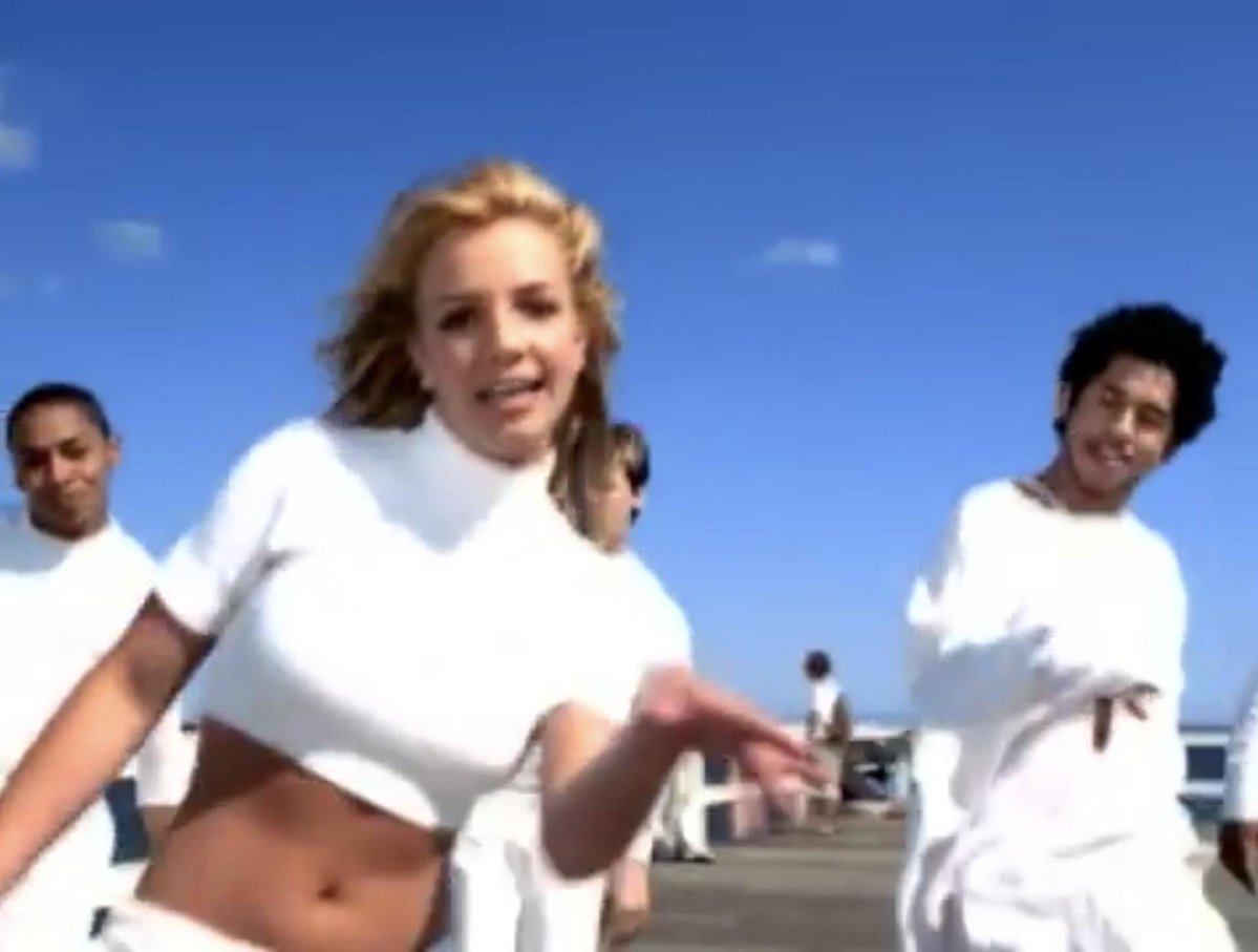 Pop Crave tweet media