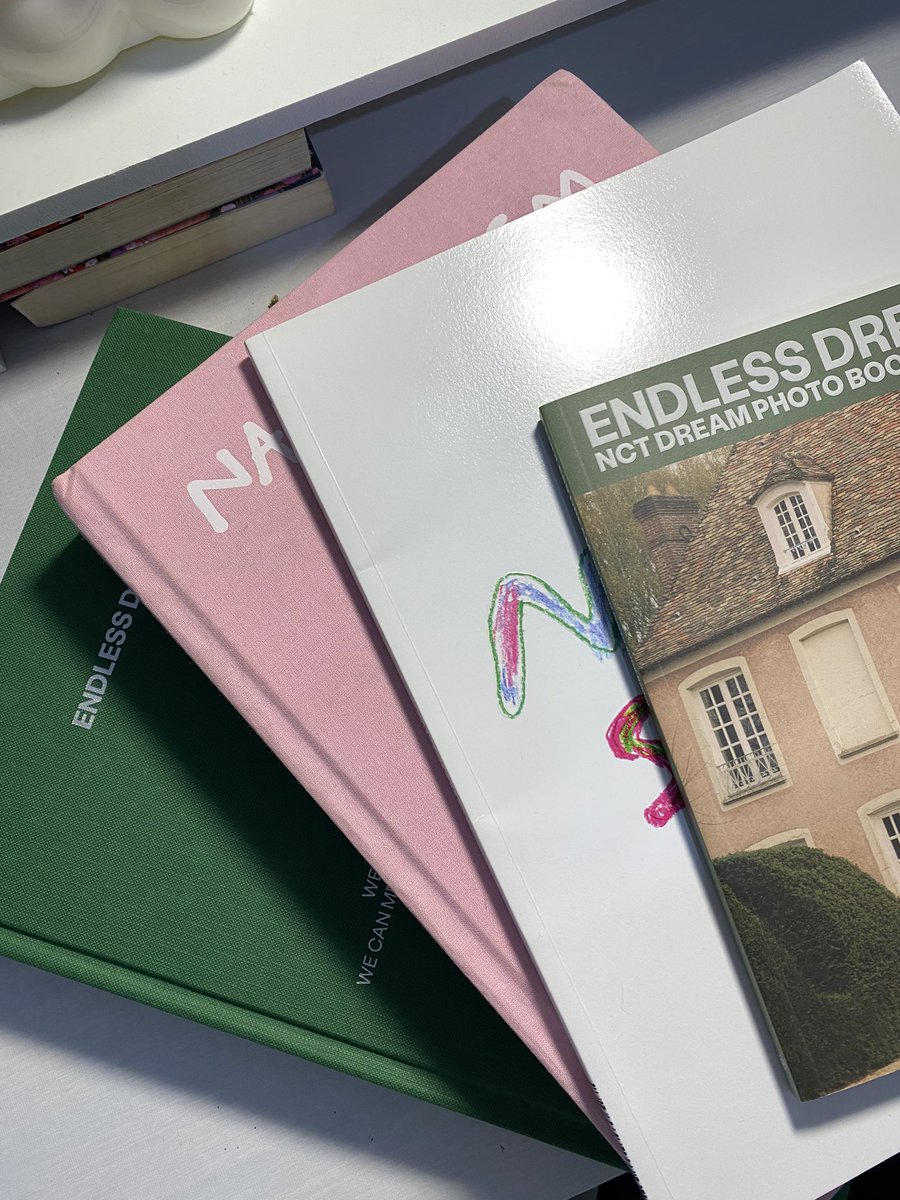 ayaa⋆˚࿔ // wts hoodie narcissism tweet media