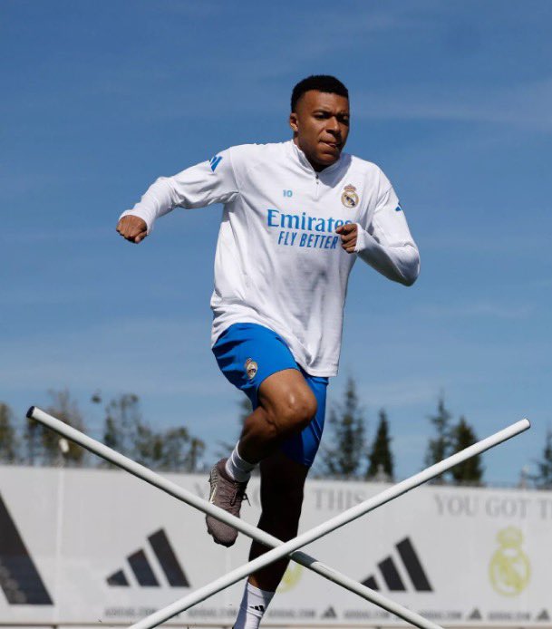 BIG IMO🤴🏽🇨🇦 tweet media