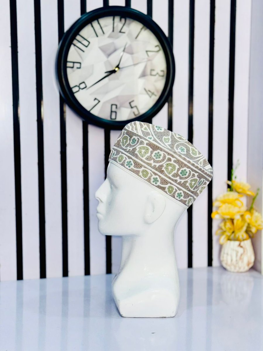 D ø l l á r z z 💰 tweet media