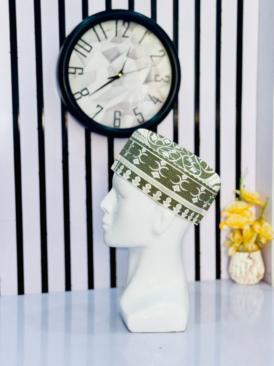 D ø l l á r z z 💰 tweet media