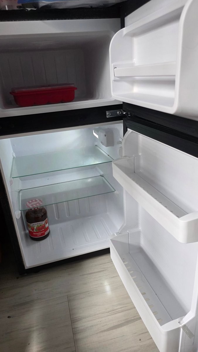 QuartzicKrow tweet media