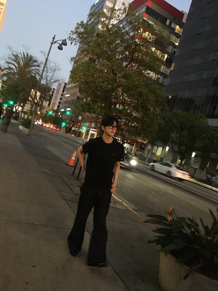 kickflip pics tweet media