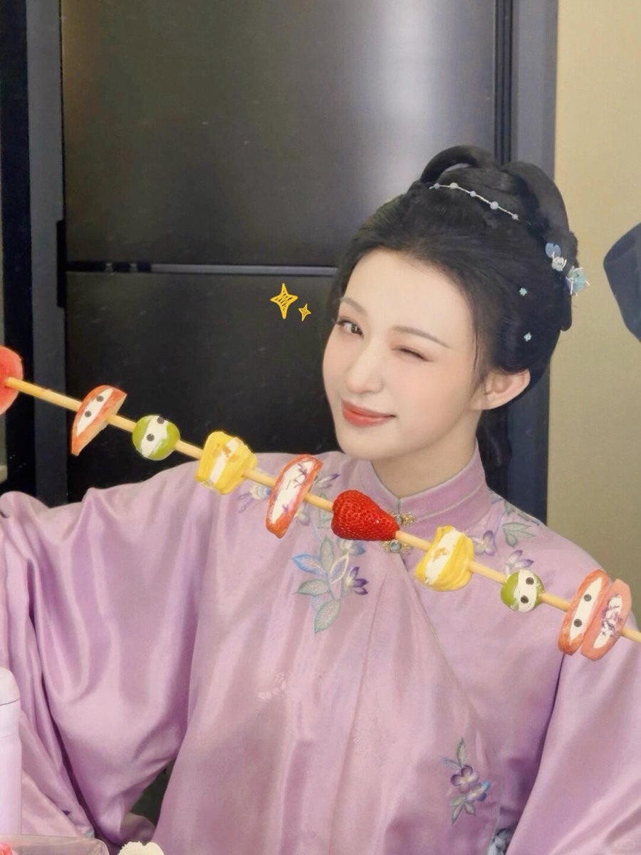 ๐ฐ๐๐ง๐ ๐๐ก๐ฎ๐ซ๐๐ง tweet media