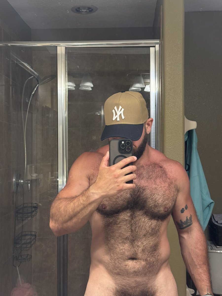 fansly.com/diegobravov