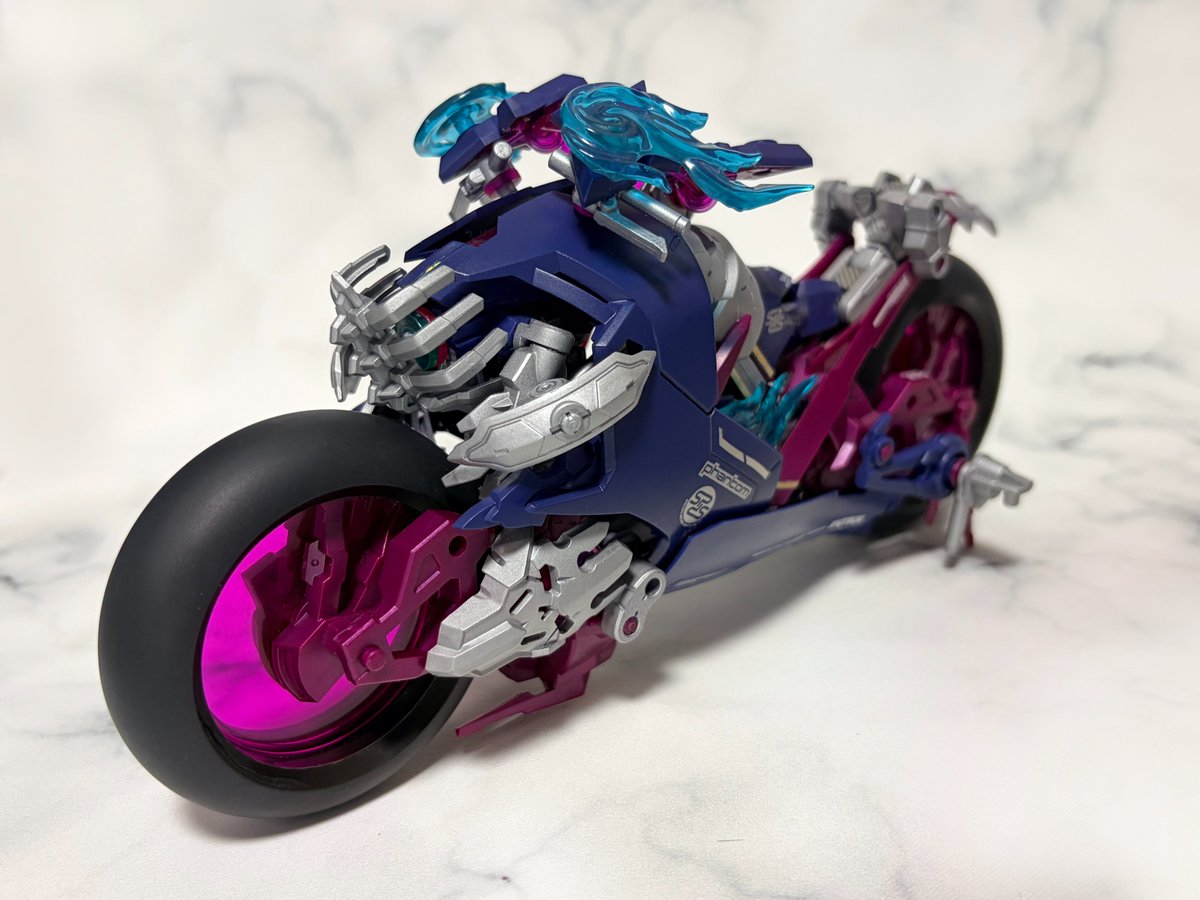 けらどん tweet media