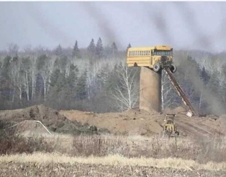 Old Mechanic 🩸🇺🇸 tweet media