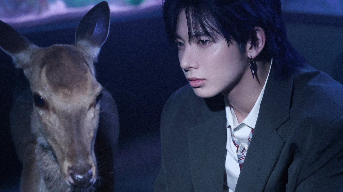 7th year: flora tweet media