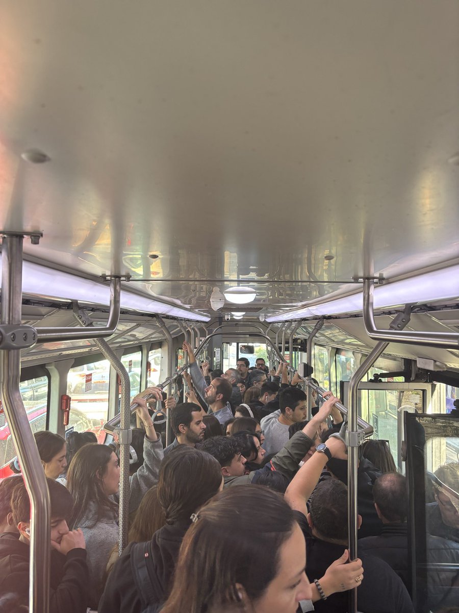 Carly XCX tweet media