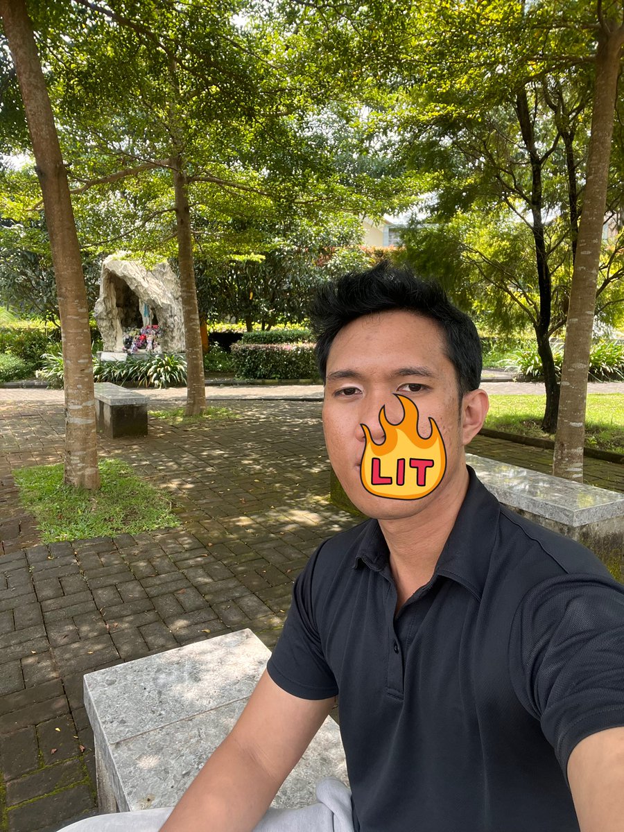 Foreign body tweet media