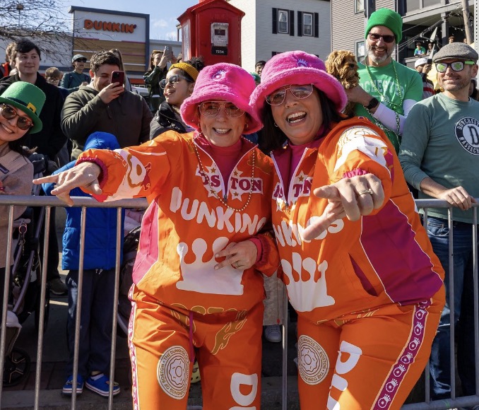 mikepaulbeach's tweet photo. @MassGovernor @MassGovernor ate all of the munchkins already by stopping the gas pipelines to Mass then importing illegal aliens to fill up her Healey hotels (Munchkin boxes) with you (Mass taxpayers) holding the tab! https://t.co/UaBSH7y7H9