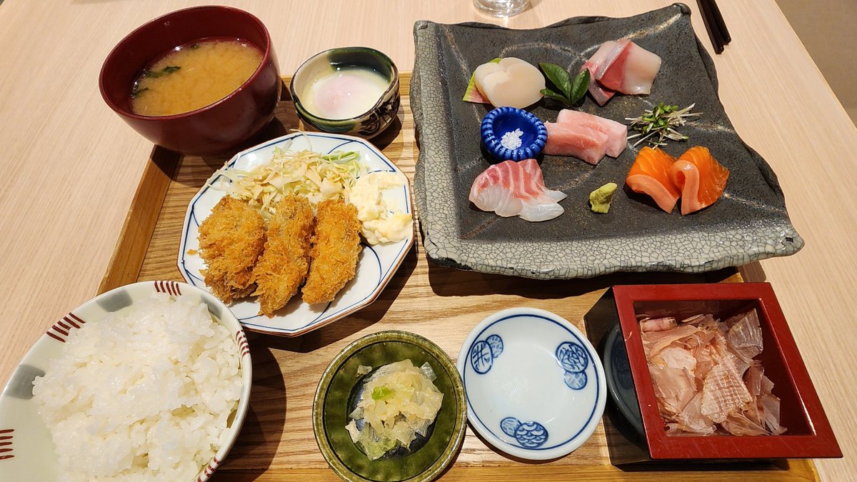 レウン tweet media