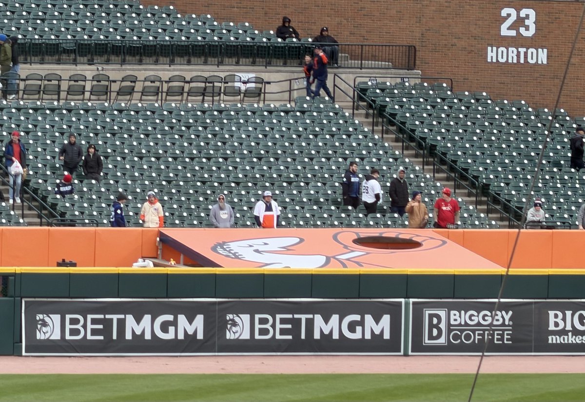 TonyPaul1984's tweet photo. The #Tigers have been trying to give you free pizza since 2021, but it's never happened. So, now, they're trying (a little) harder). Here's a Detroit News Pulitzer Prize-worthy investigation: https://t.co/rp4EPJz0AQ via @detroitnews https://t.co/vAG1QaJXSc