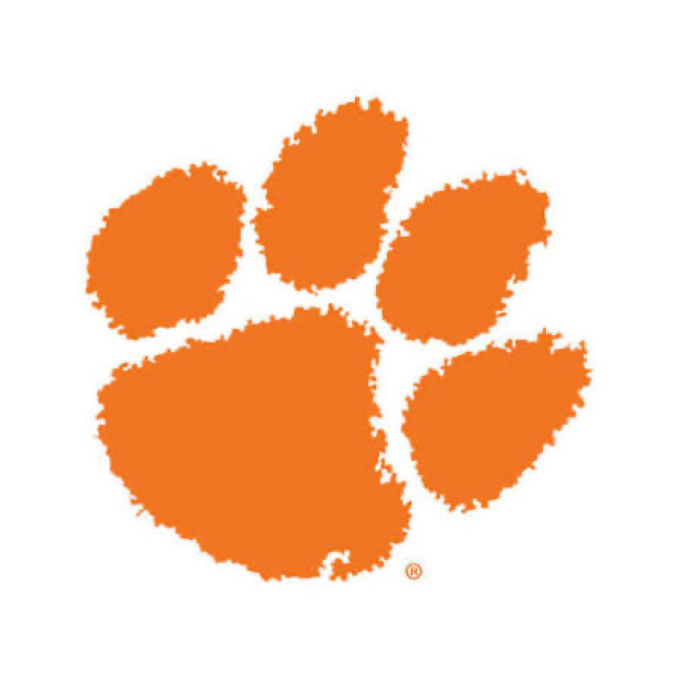 bub_leigh's tweet photo. Blessed and grateful for the camp invite: Looking forward to competing June 2 @SorrellsJordan @ClemsonFB @10_CAJ #2027olinemen #linemen https://t.co/ILOxbzNHGz