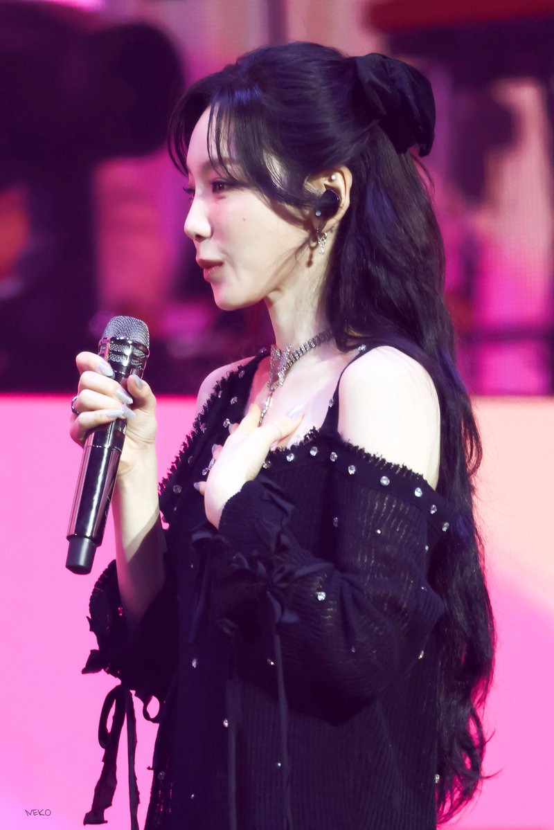 NekoMochiii tweet media