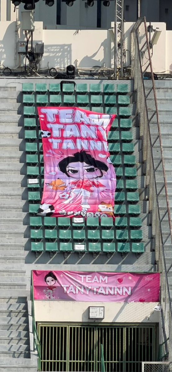 Tanytannn.officialfanth tweet media