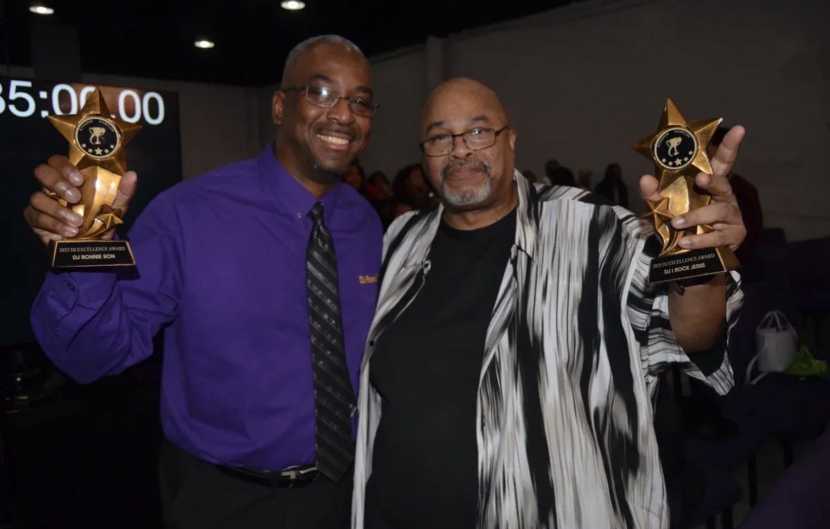 DJSeanBlu's tweet photo. Life is short. Less than a year ago I celebrated with these two. My man Rock passed Feb. 23, and now Ronnie Ron is gone too. Just talked to him about Rock… now he’s gone. Grateful I saw him receive his first “DJ of Excellence” honor.
R.I.P Ronnie Ron 🕊️
R.I.P DJ Irock Jesus 🕊️ https://t.co/bI7BtoYY5n