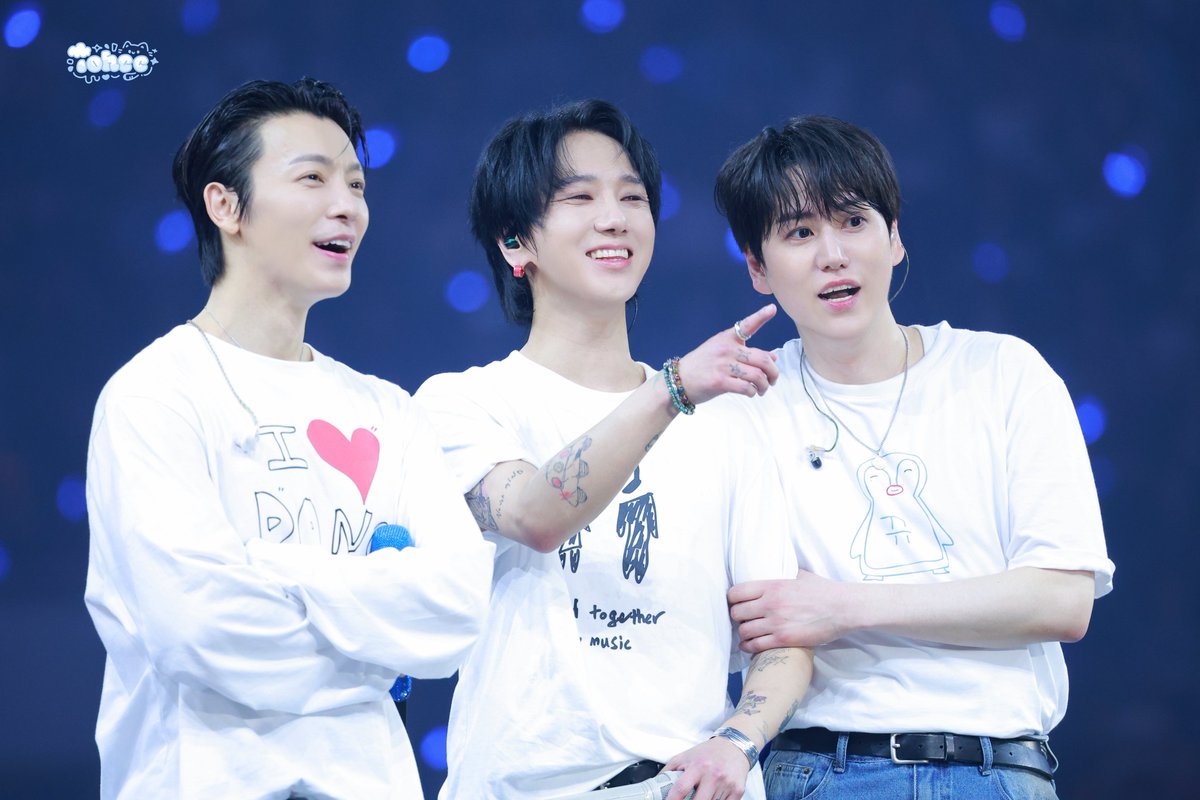 iohcc채채 tweet media