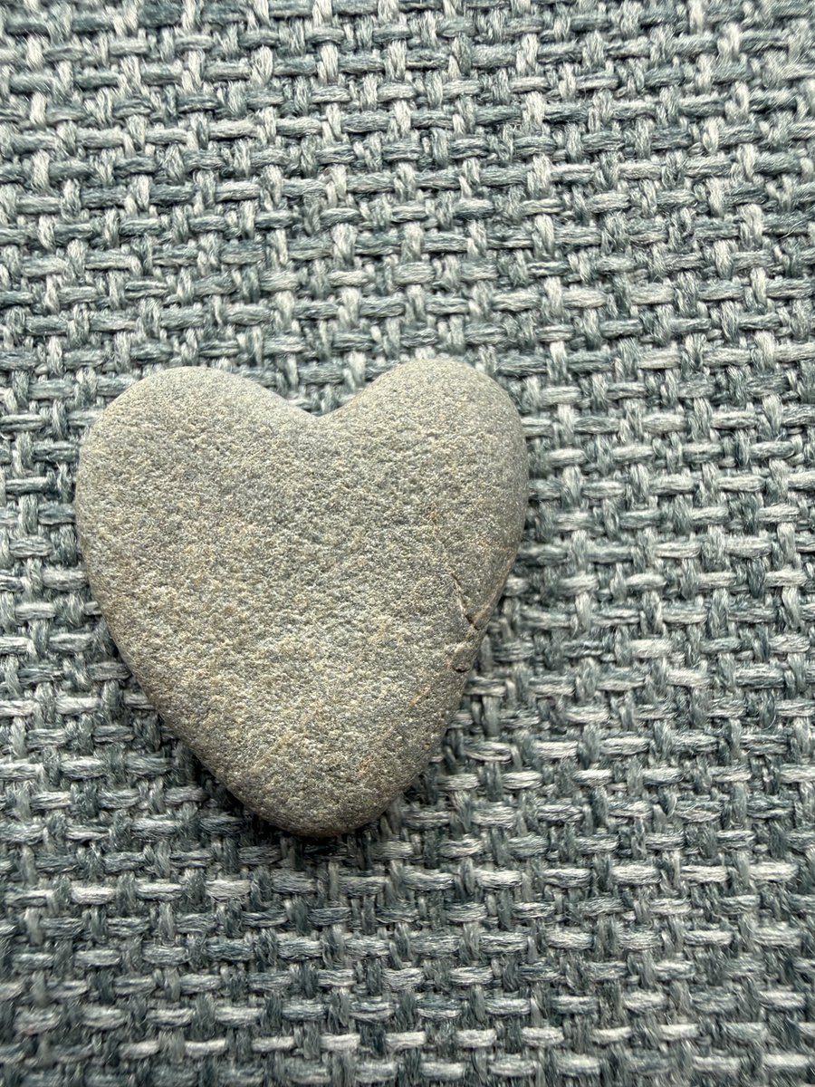 helen_laycock's tweet photo. I love beachcombing, and over the years have collected heart-shaped pebbles, but not one has been a proper heart. 
Over the weekend, we walked along the beautiful Whistling Sands in Wales, and this has inspired my @TopTweetTuesday poem. 
Thank you, @ITattum, for hosting!
#poetry https://t.co/3Vo2wzx2AP