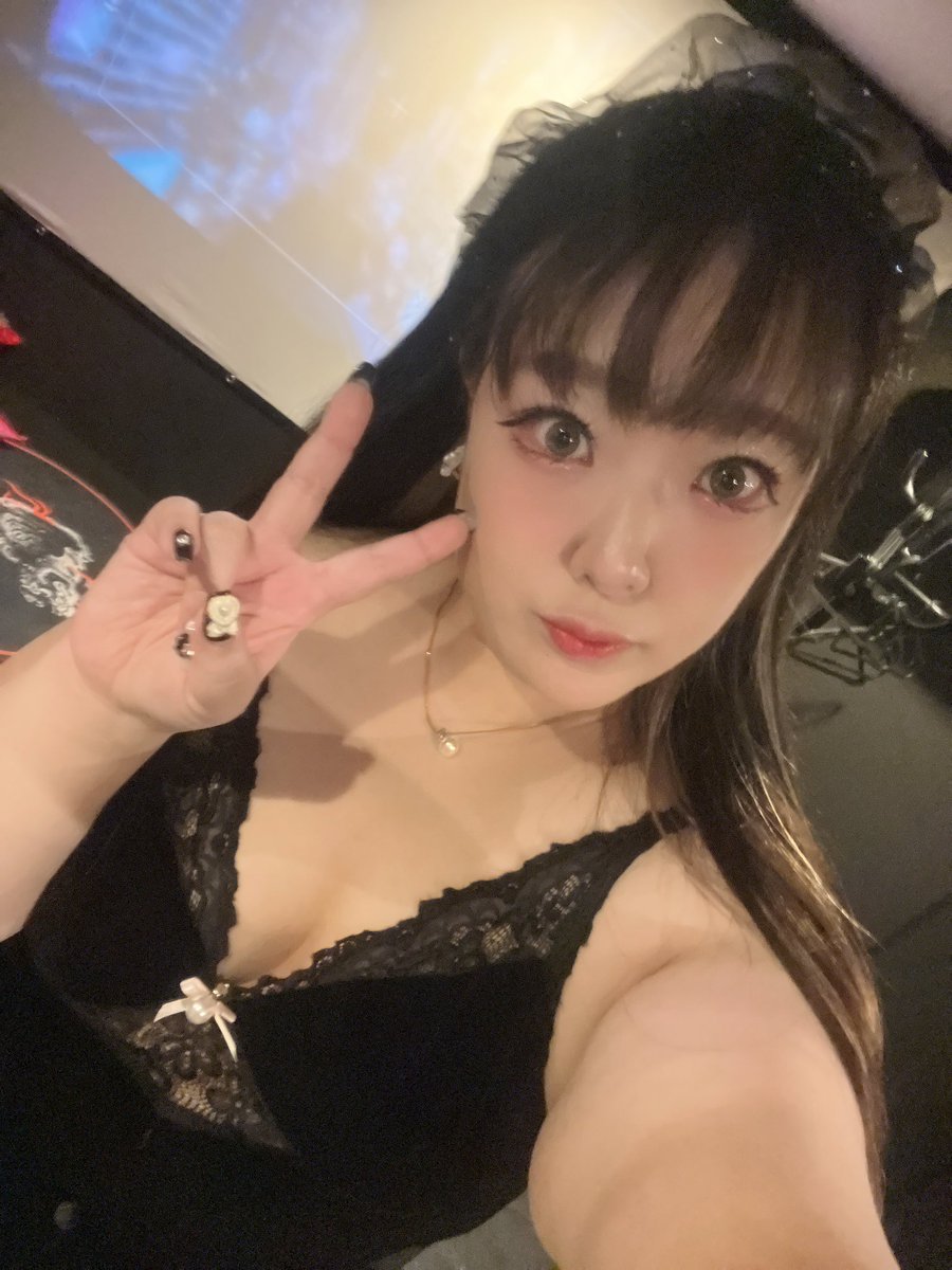 あい🐰💕@歌ってます tweet media