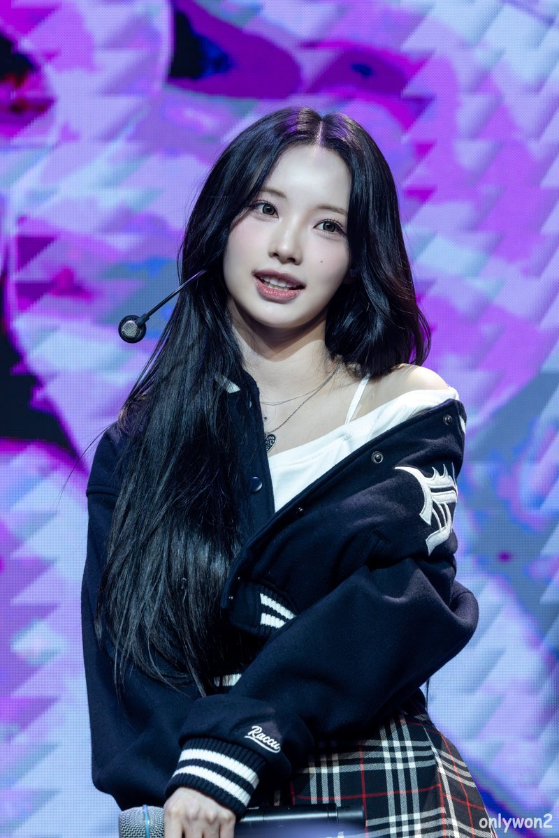 onlywon2_'s tweet photo. 260405 Girl groove 3p

#원이 #리센느 #WONI #RESCENE https://t.co/qANoIy16Pg