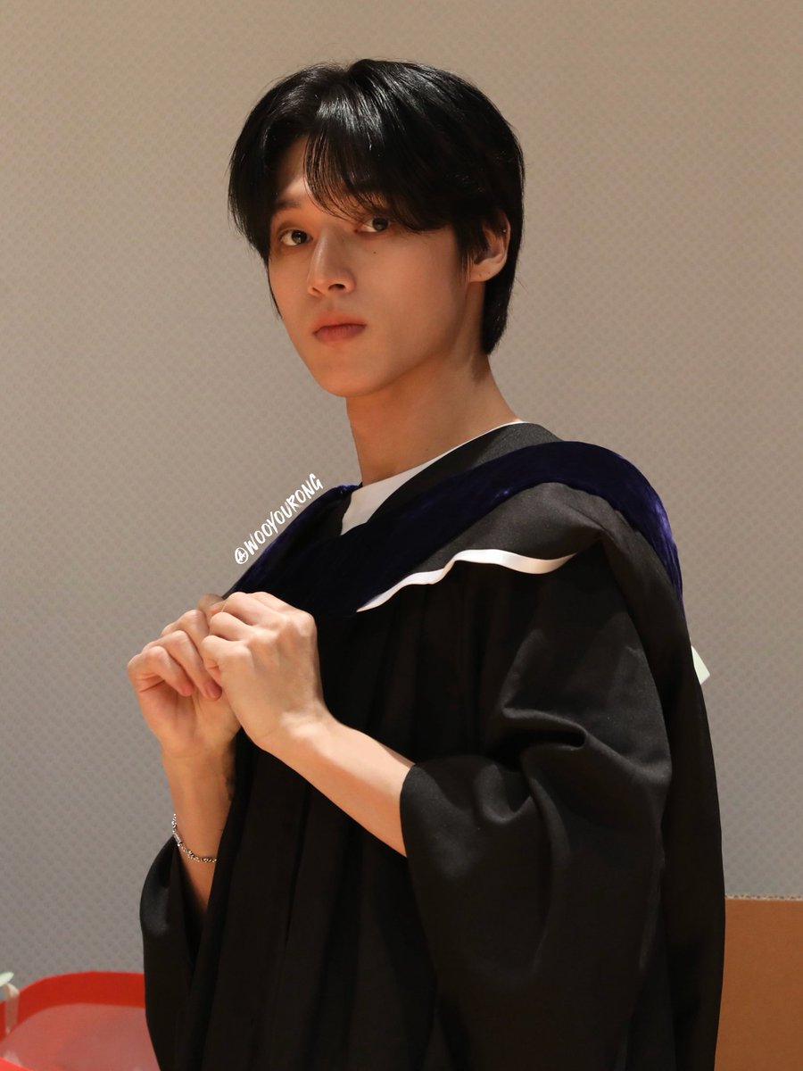 물리🪐 tweet media