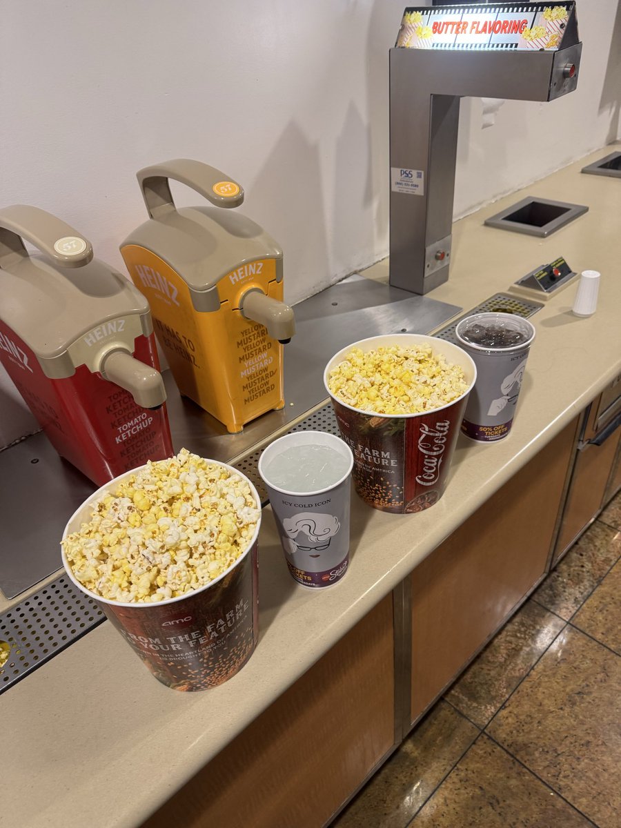TaDdABoXeR's tweet photo. So glad I was part of the record breaking weekend @AMCTheatres. Went to see The Ai Documentary for the second time this week. So good. #April4April #AprilforApril #ApesTogetherStrong #AmcMoass #AMCNeverLeaving #AmcApes $AMC https://t.co/0k7zOPYXd9