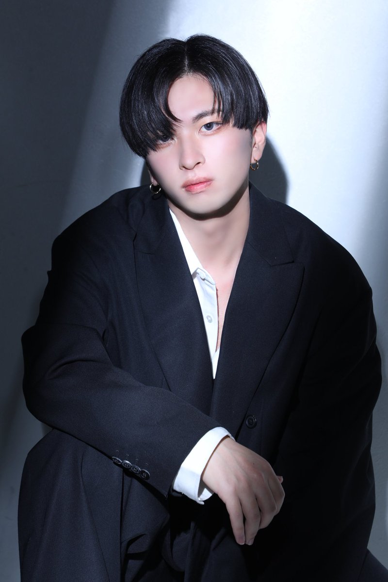 bluebird_off's tweet photo. bluebird-青春を取り戻せ-
 【✨アー写公開✨】

Name : ほくと［@HOKUTO_bluebird ］

Color : 🩷

Instagram : https://t.co/Hc1p4vTPN9

「俺に待てが出来るのは君だけだよ🩷」 https://t.co/b6xUkaeHmy