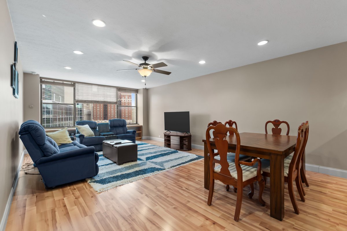 Lori Hummel tweet media