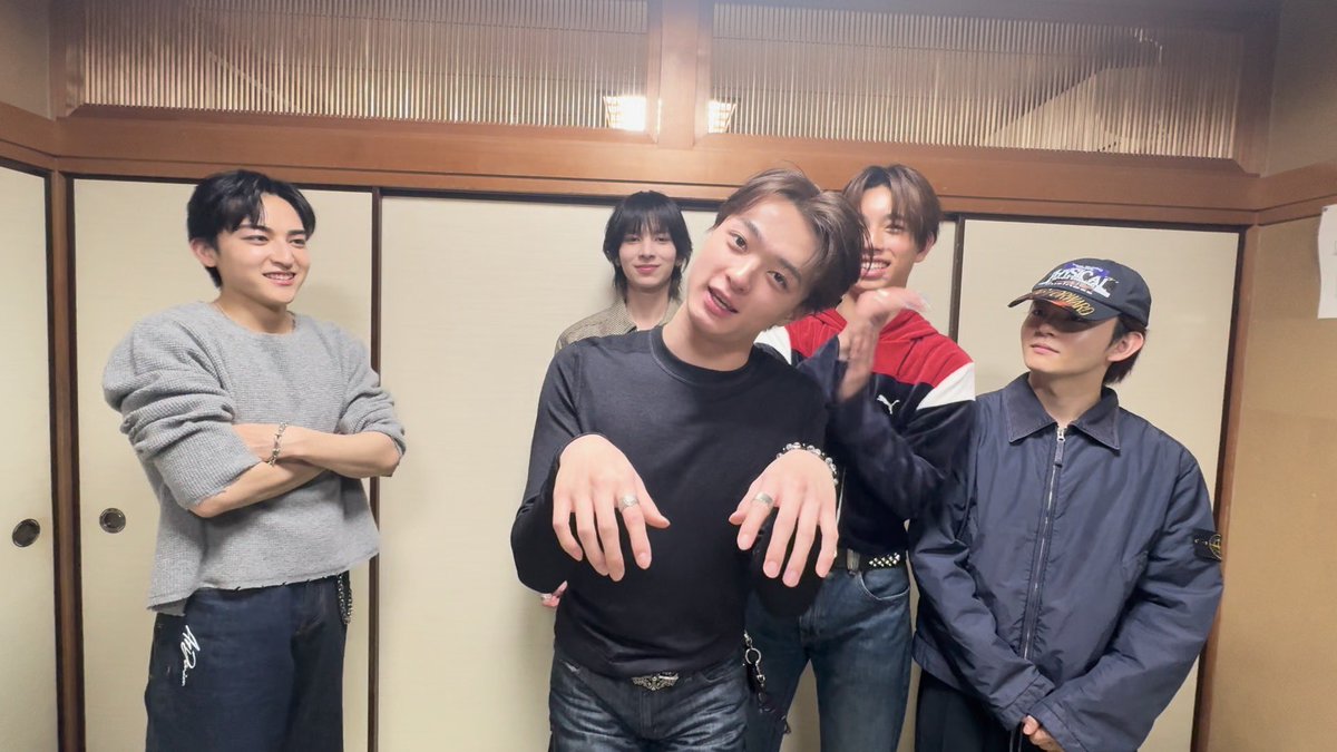 STARGLOW tweet media