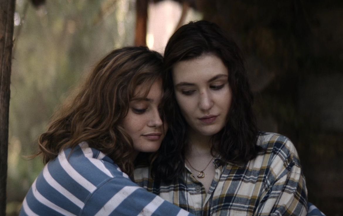 nuguflopper's tweet image. me when i’m inlove with my popular perfect bsf and dealing with comphet so i sabotage our relationship by marrying and having a baby with her father/bf but it’s also a way to vicarously give my love to them because i can’t do it in a healthy normal way #doomedyuri #starcrossed