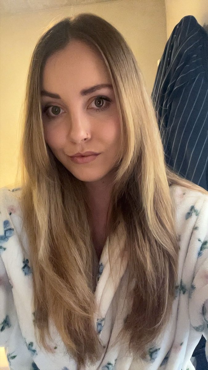 myrna 💘 tweet media