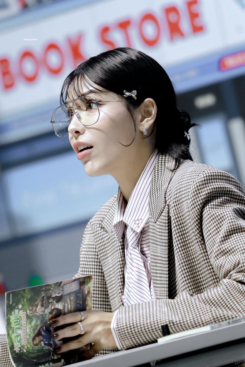 𝐛𝐮𝐧𝐧𝐲𝐭𝐚𝐥𝐞𝐬 tweet media