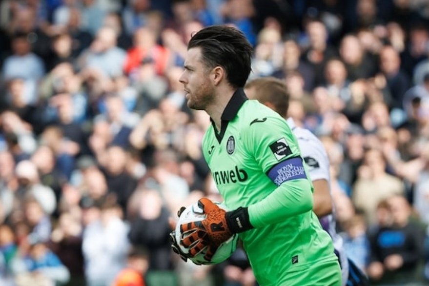 Purple Anderlecht tweet media