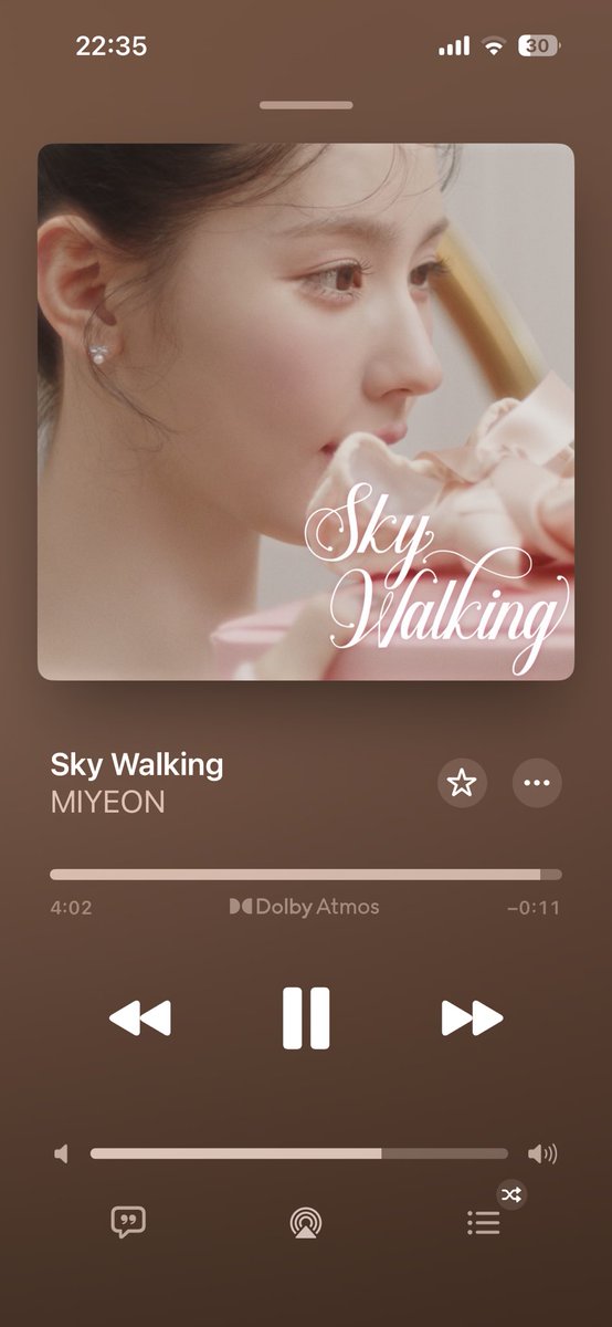 그러므로 tweet media