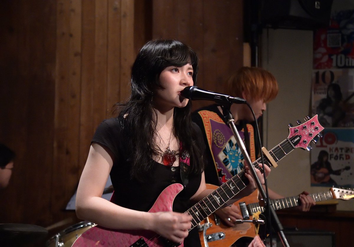 よっしーD5 tweet media