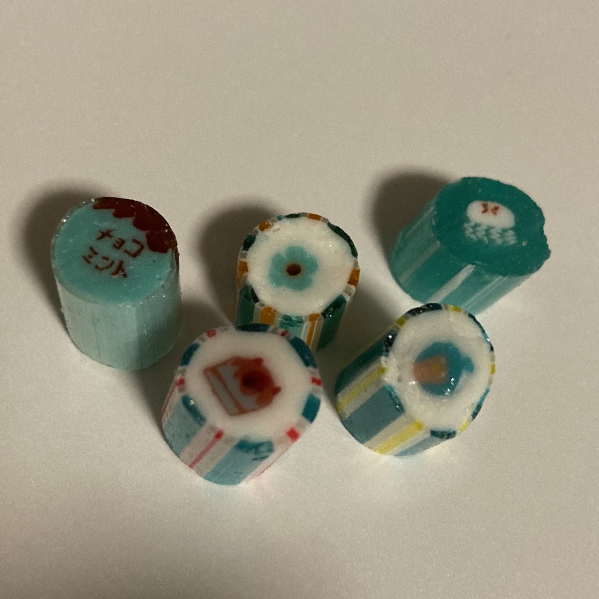 jhansuka's tweet photo. パパブブレのチョコミン党ミックス。美味しい。 https://t.co/fp1AnaZQEC