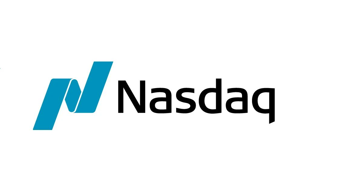 coinbureau's tweet photo. ⚡️NEW: BLACKROCK FILES FOR NASDAQ-100 ETF

BlackRock files with the SEC for an iShares Nasdaq-100 ETF, challenging Invesco’s long-standing dominance of the index.

ETF analyst Eric Balchunas estimates fees could be around 0.12%, undercutting QQQ (0.18%) and QQQM (0.15%) in what could become one of the biggest ETF battles of 2026.